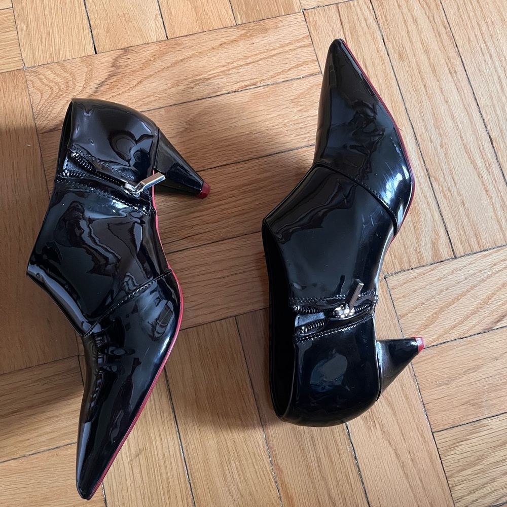 Zara Black Patent Leather Heels with Silver Accents